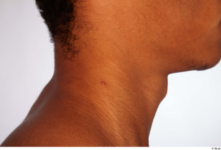 Nabil neck 0008.jpg